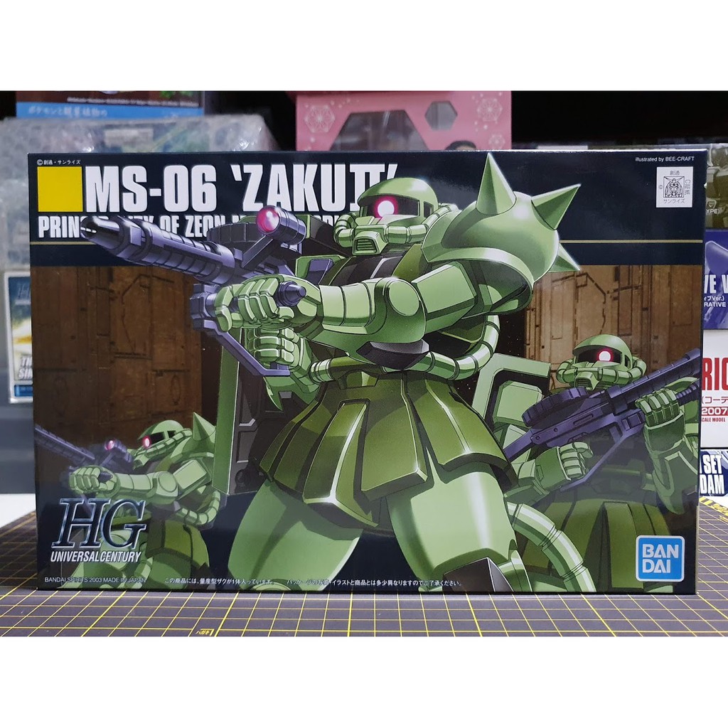 Gundam HGUC 1/144 MS-06 Zaku II - Modello Assemblabile Bandai, Gunpla Alta Qualità Per Appassionati