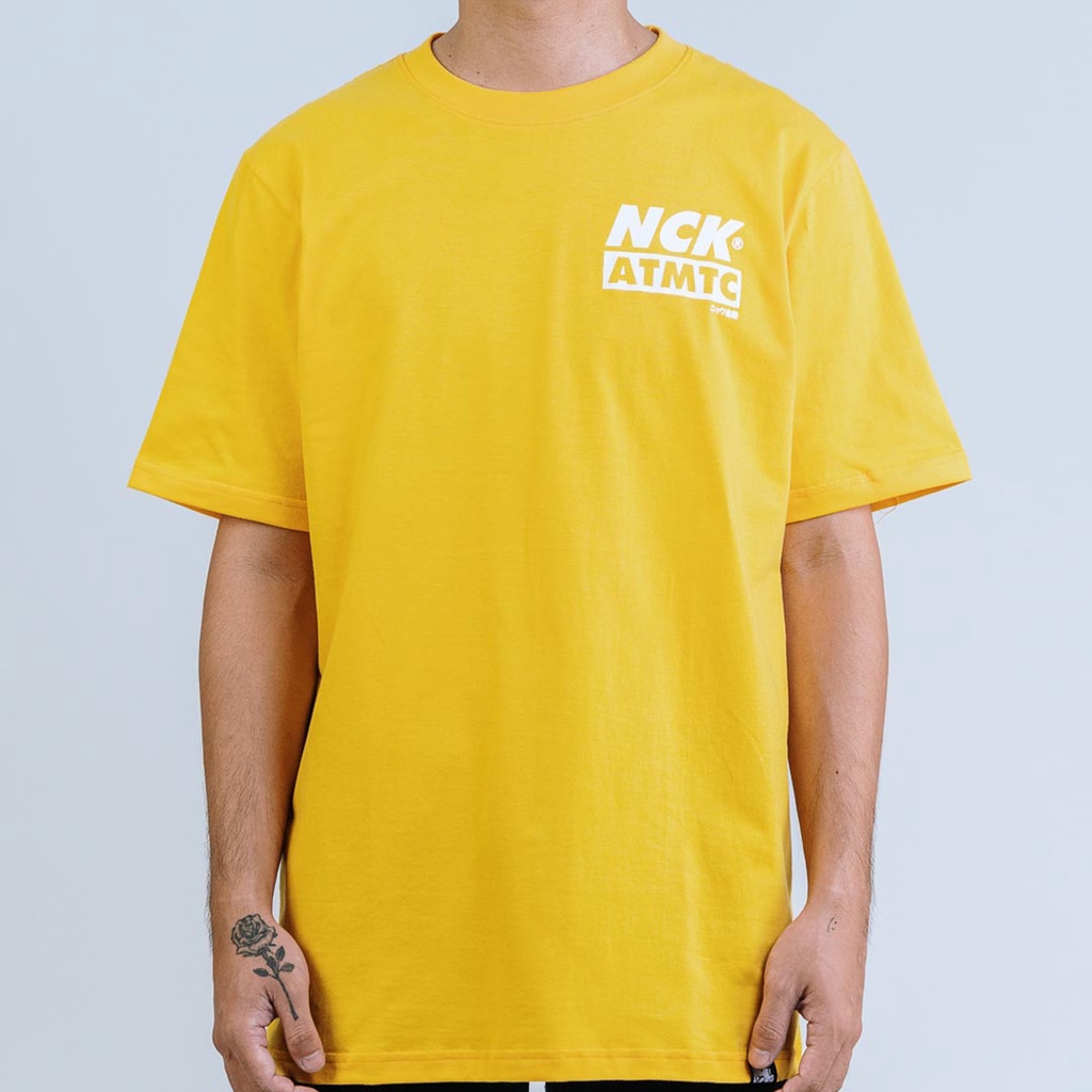Nick Automatic ”Luchadoress-Stance” Yellow T-shirt T-Shirt Oversize