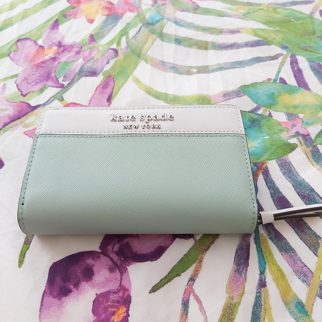 Kate Spade New York Cameron Medium Bifold Wallet in Spring Meadow Multi ♠️  | Shopee Philippines