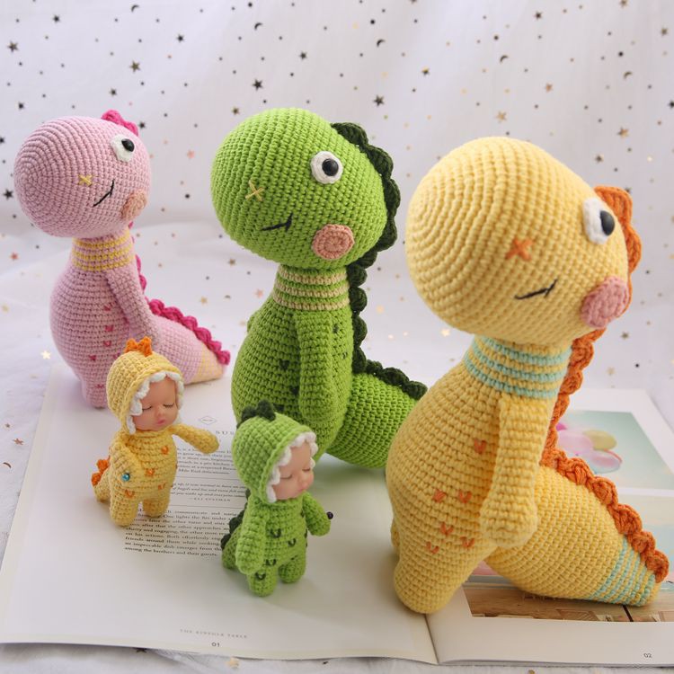 diy crochet doll