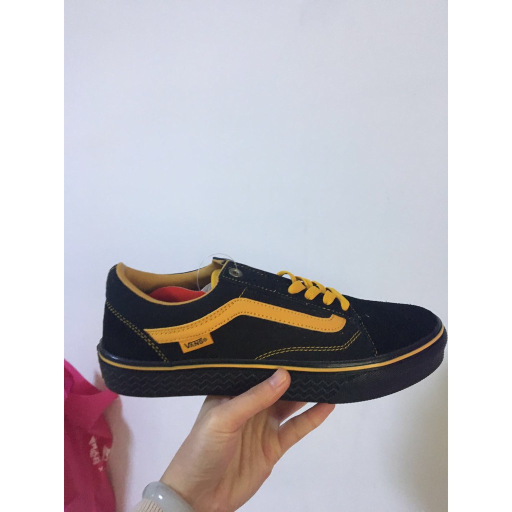 yellow vans style