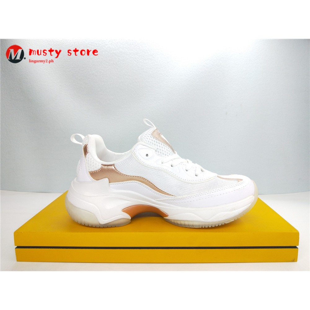 women's shoe boutique