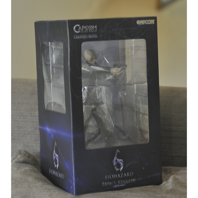 resident evil leon action figure