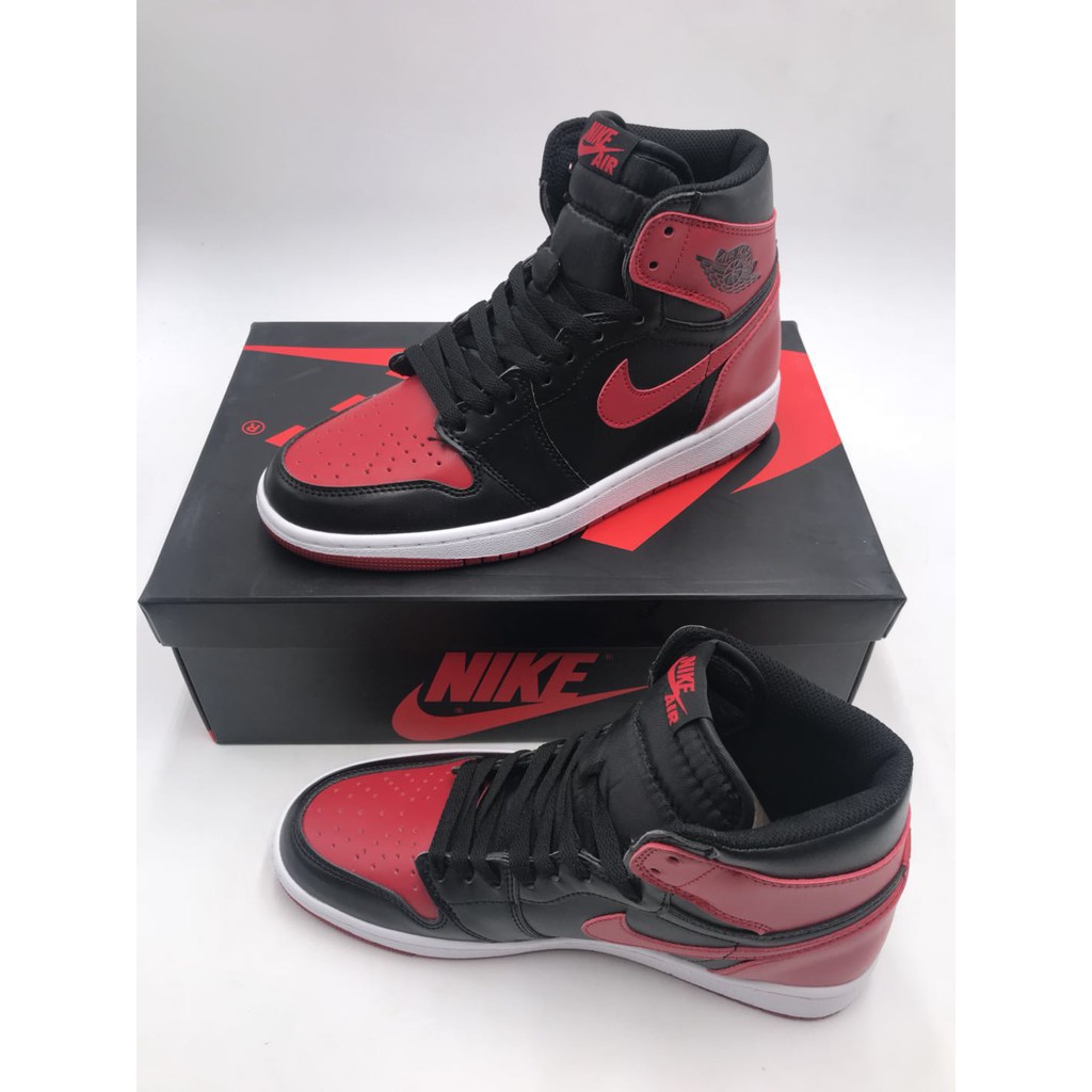 air jordan 1 retro sneakers