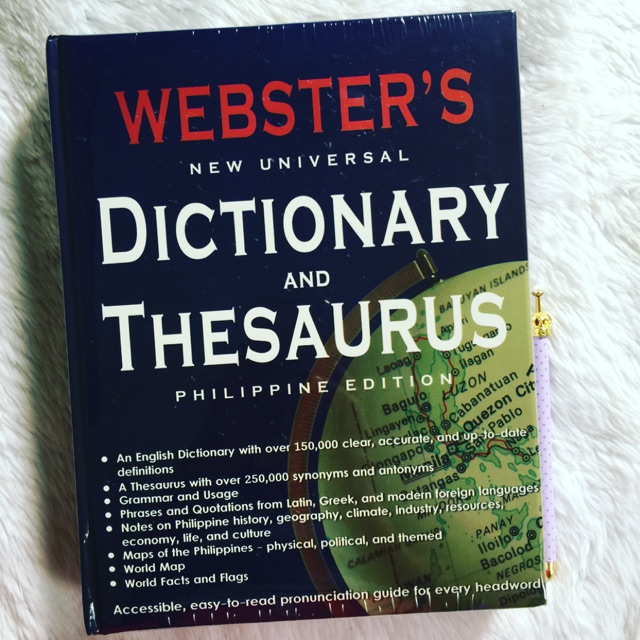 Websters New Universal Dictionary And Thesaurus - 