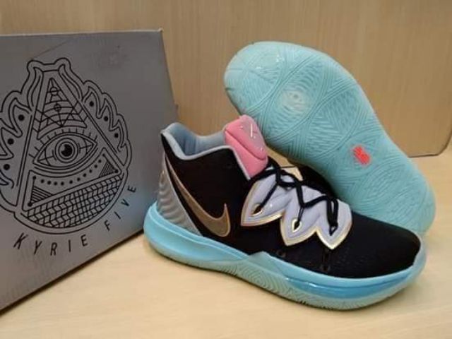 kyrie 5 family and friends