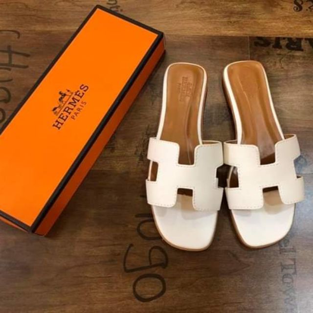 hermes slip on