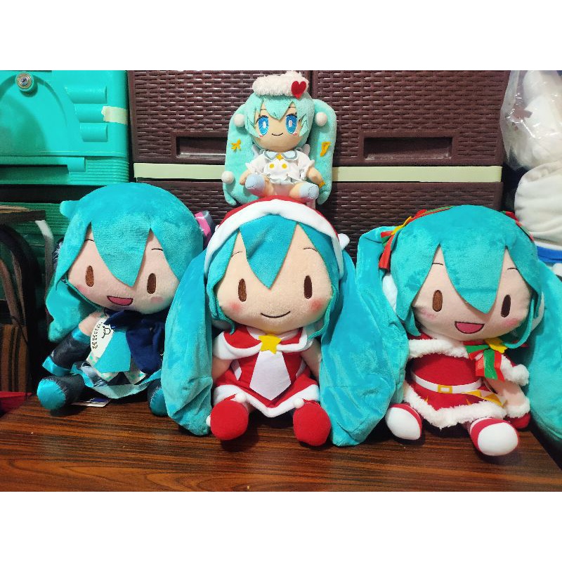 Hatsune Miku Plushies 