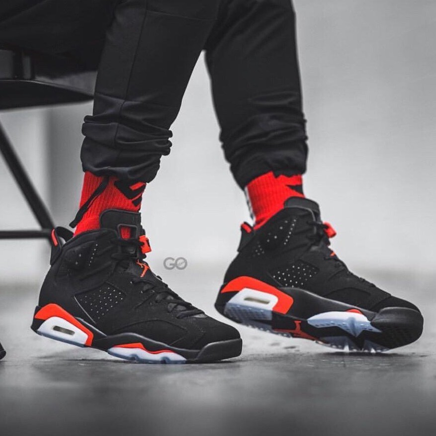 aj6 black red