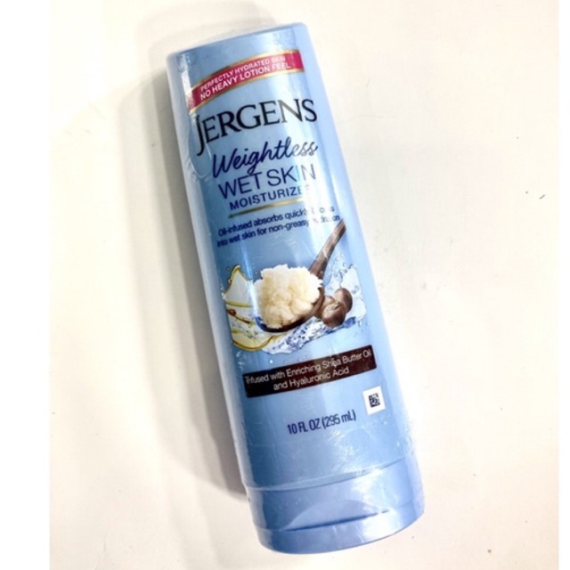 Jergens Weightless Wet Skin Moisturizer in Shea Butter 295ml. Shopee