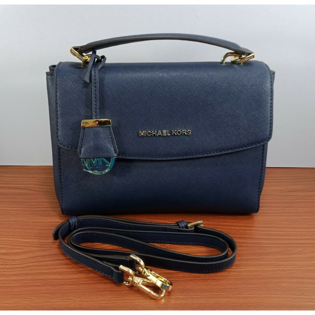 michael kors navy crossbody bag