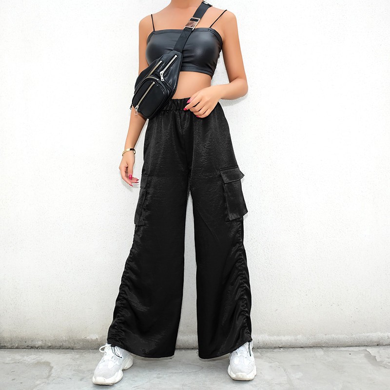 black loose pants outfit