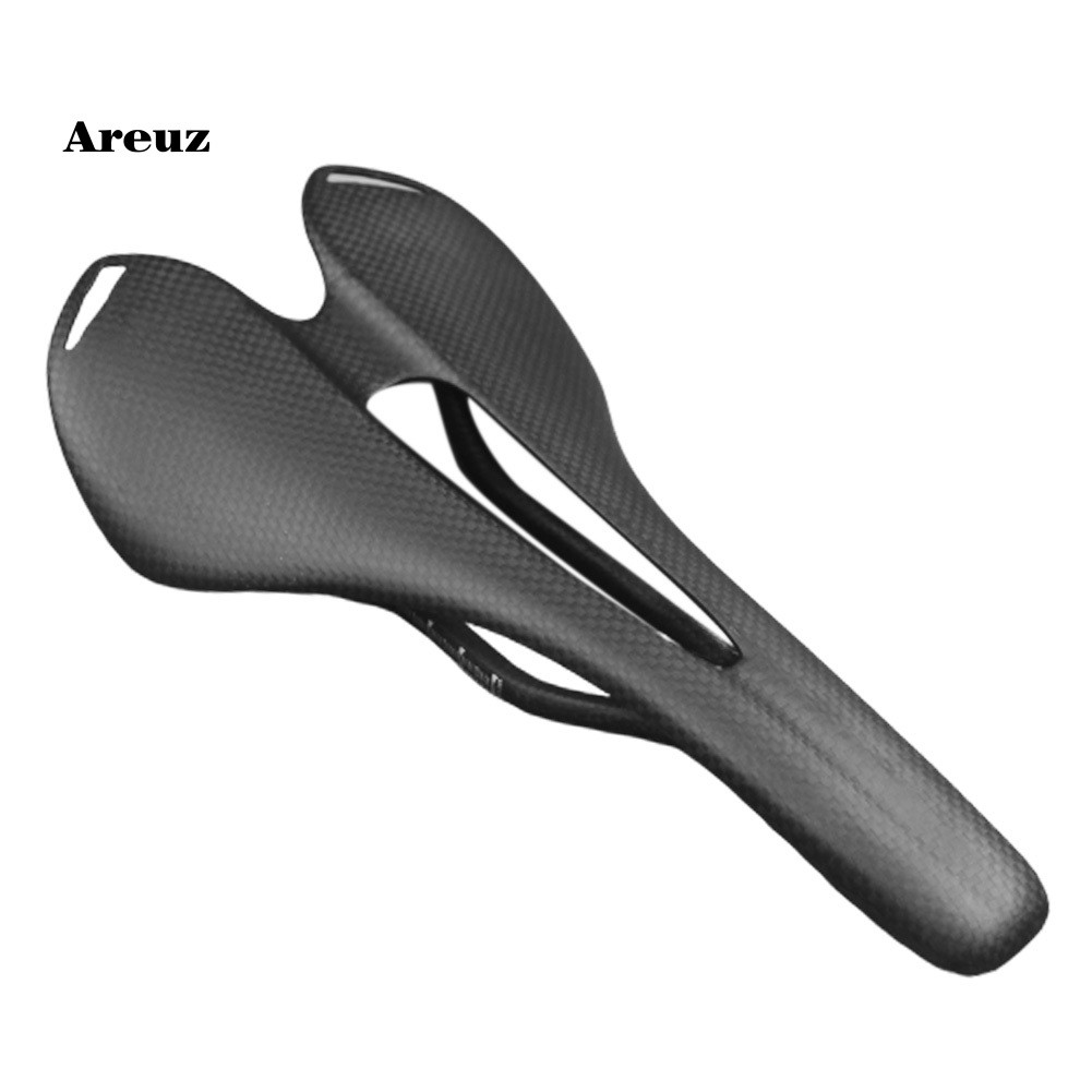 lightweight carbon saddle