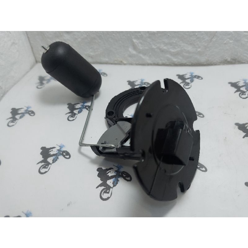 Fuel Floater /Gas Tank Floater Raider 150 / R150 [Suzuki] Shopee