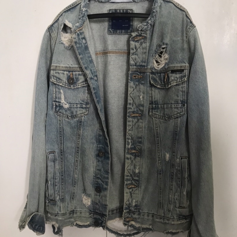 Zara Man 1975 Distressed Denim Jacket (M) | Shopee Philippines