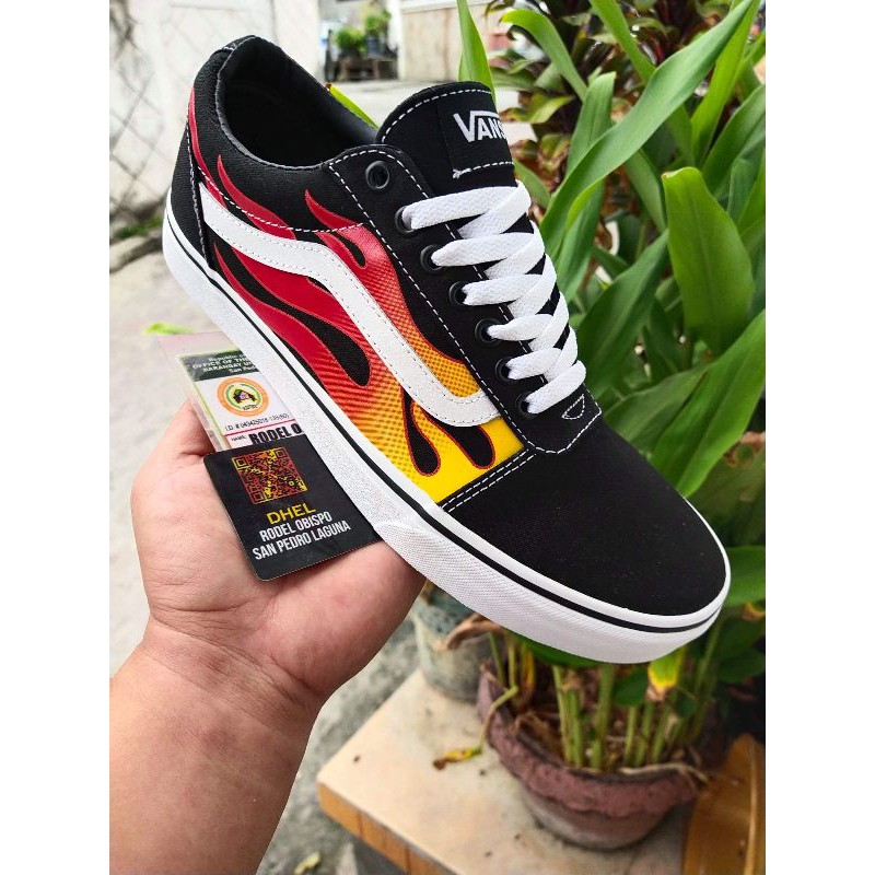 difference between old skool and ward vans