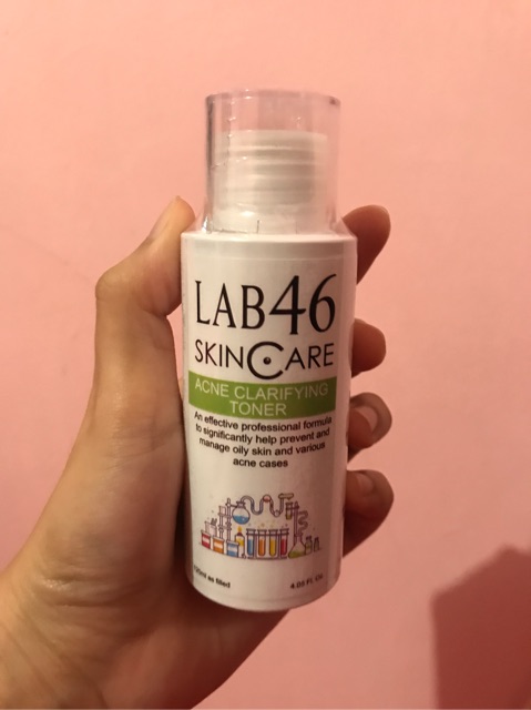 acne defense clarifying toner