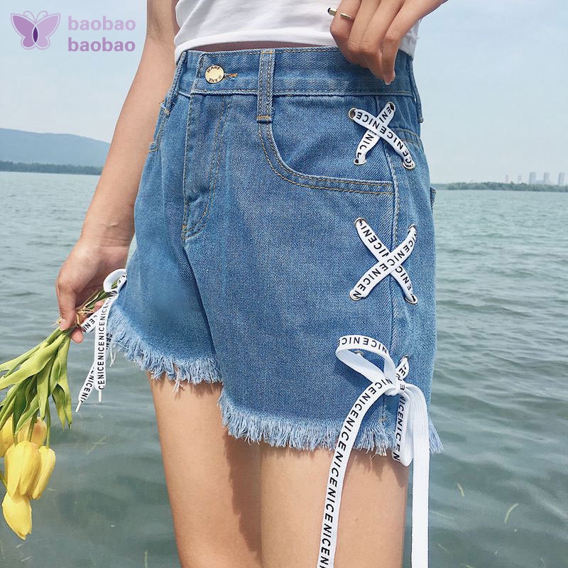 denim short girl