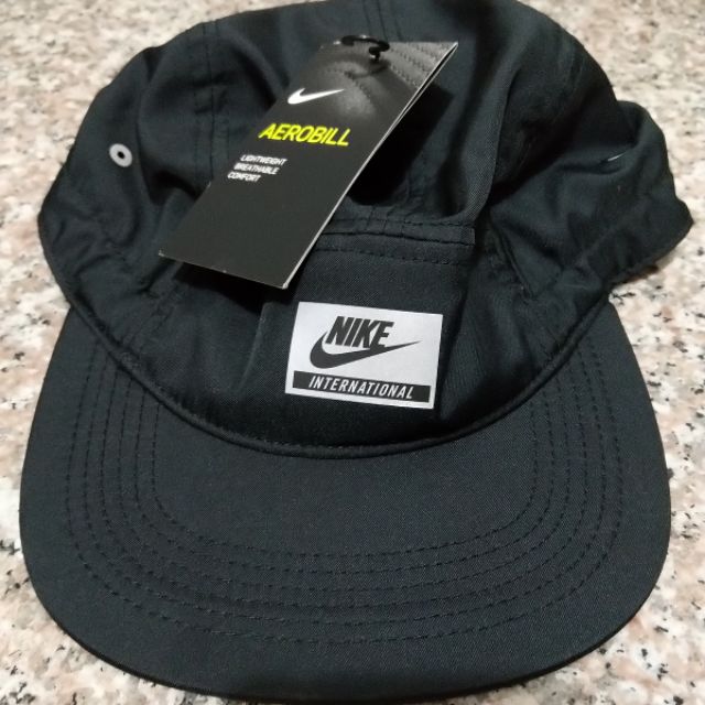 nike breathable hat