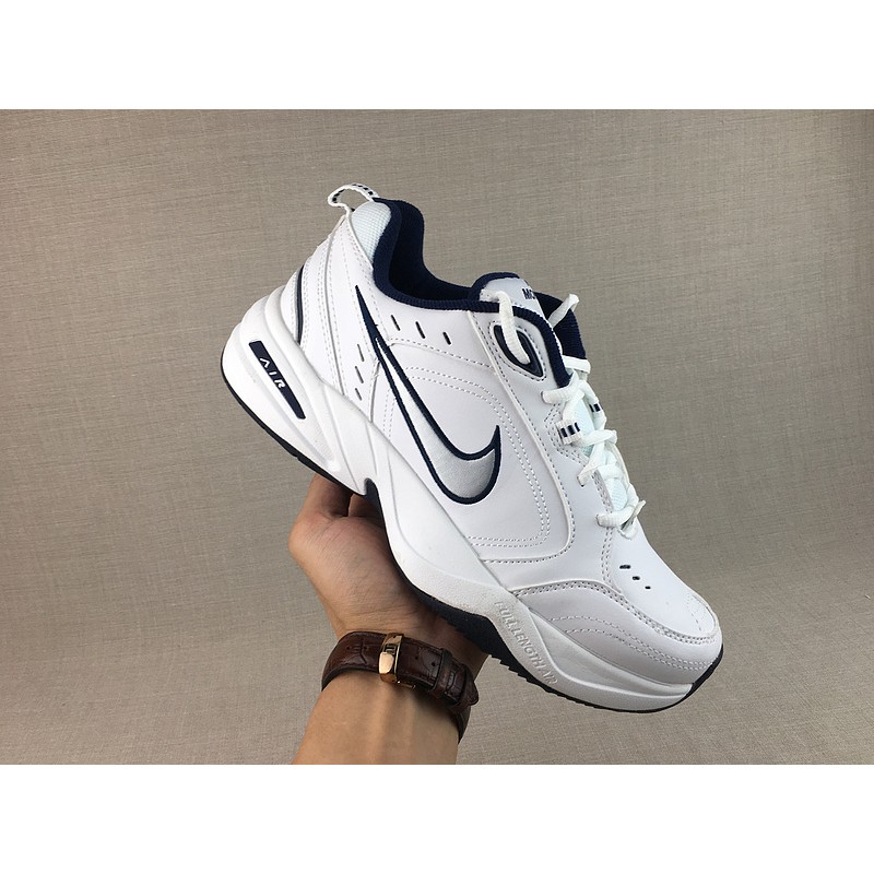 nike vintage white shoes