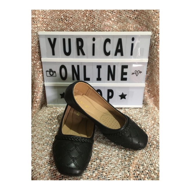 size 37 in women's shoes