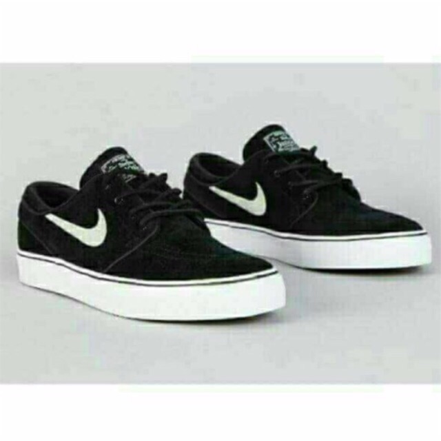 nike shoes low cut black