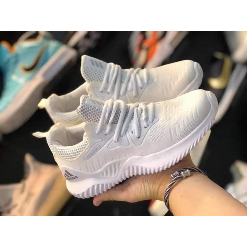 alphabounce all white