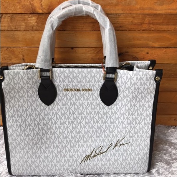Michael Kors premium quality tote bag from Dubai UAE (White) | Shopee  Philippines