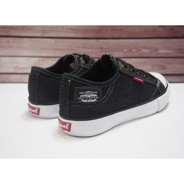 levi strauss shoes