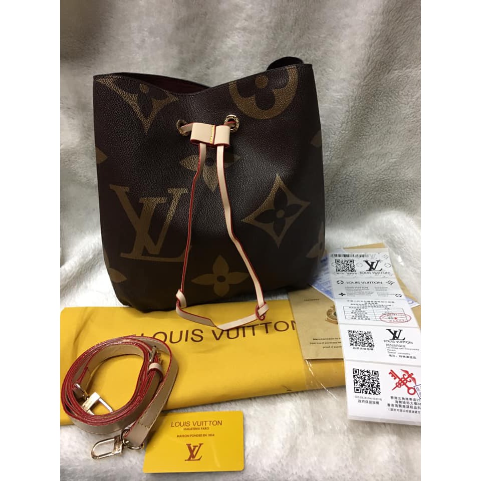 lv bucket bag price