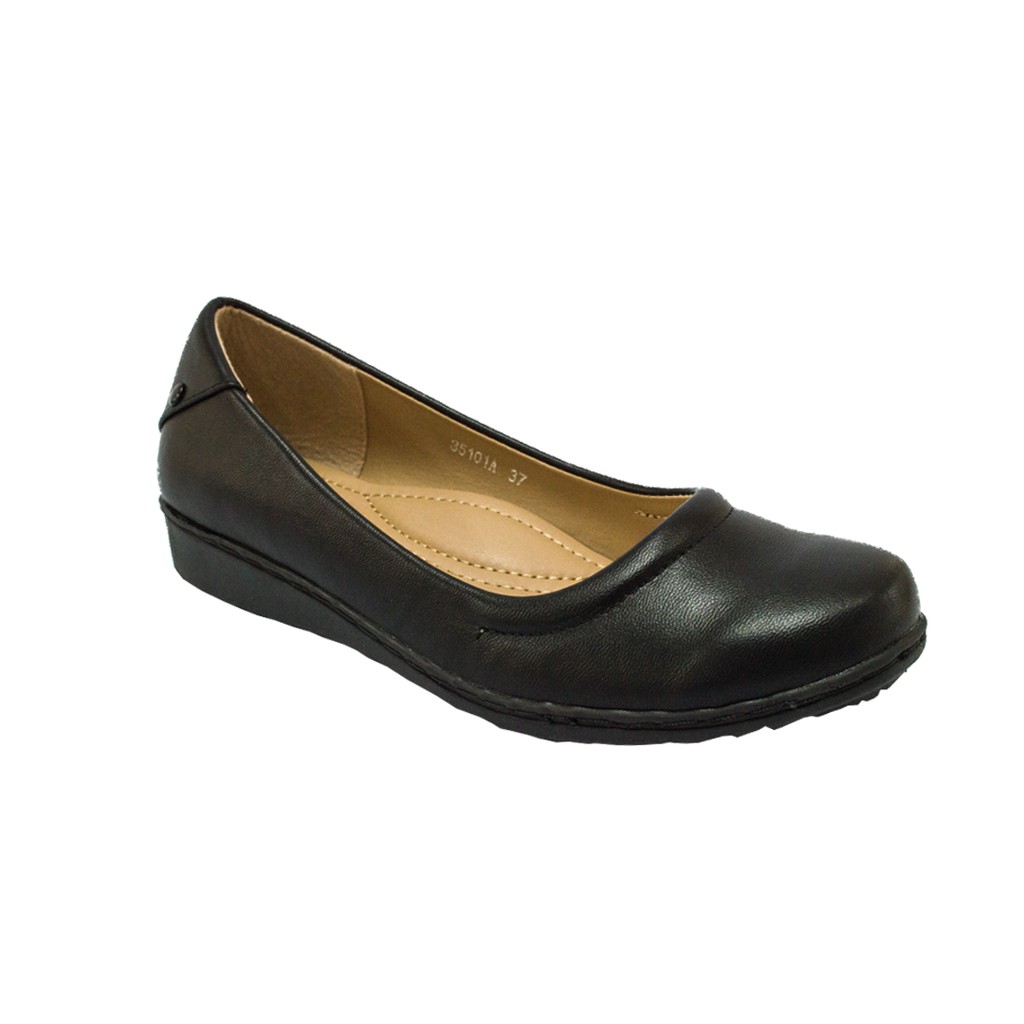 bandolino ballet flats