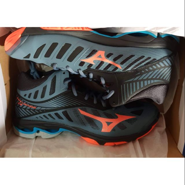 lightning z4 mizuno