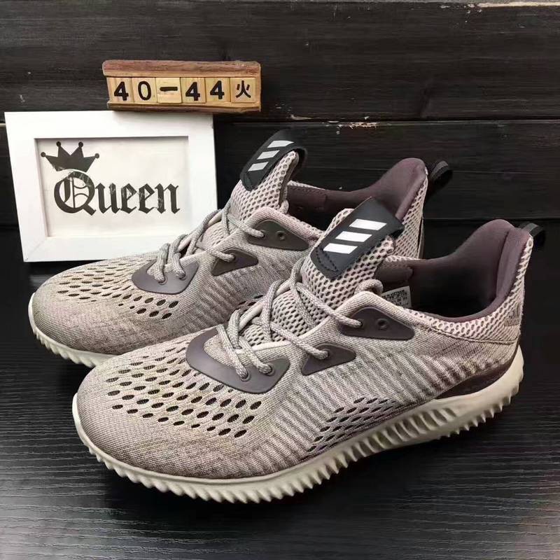 PRE ORDER YEEZY BOOST 350 V2 YECHEIL