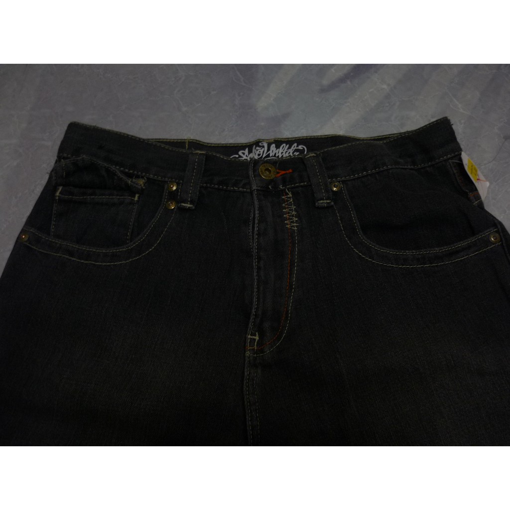 30 waist in women's jeans