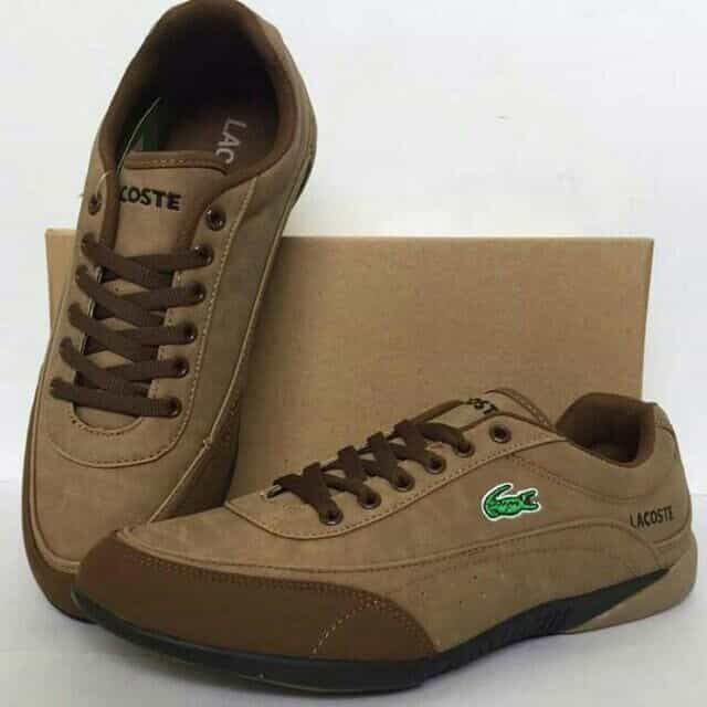 lacoste sneakers brown