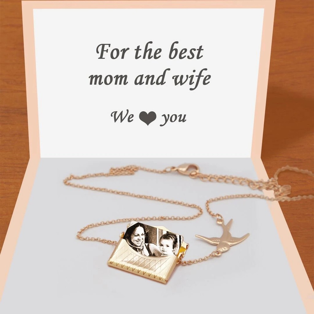 best customized gift for girlfriend