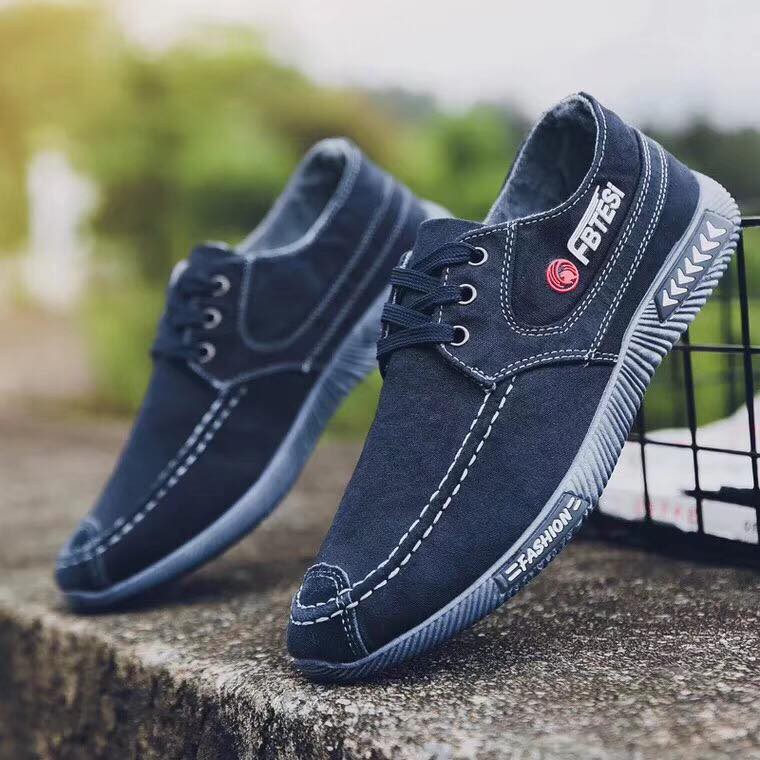 comfortable canvas shoes