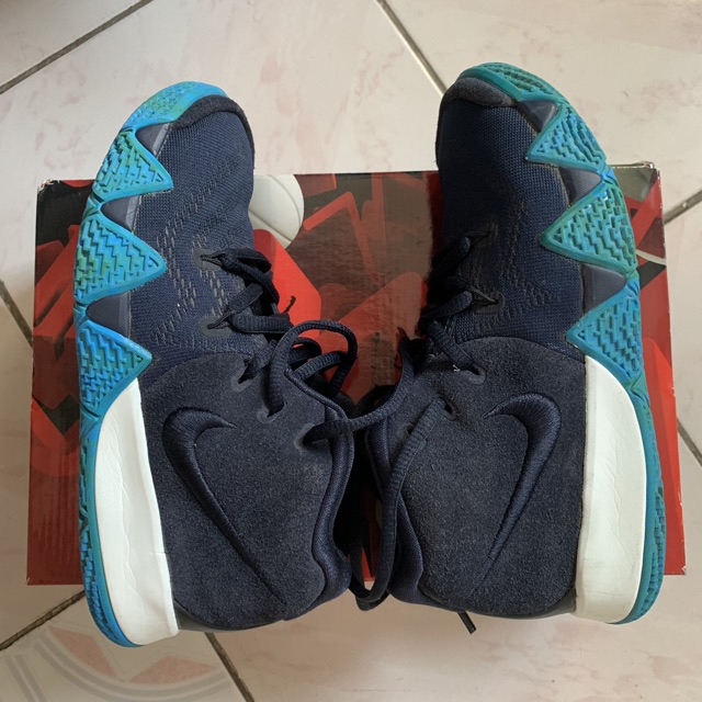 used kyrie 4