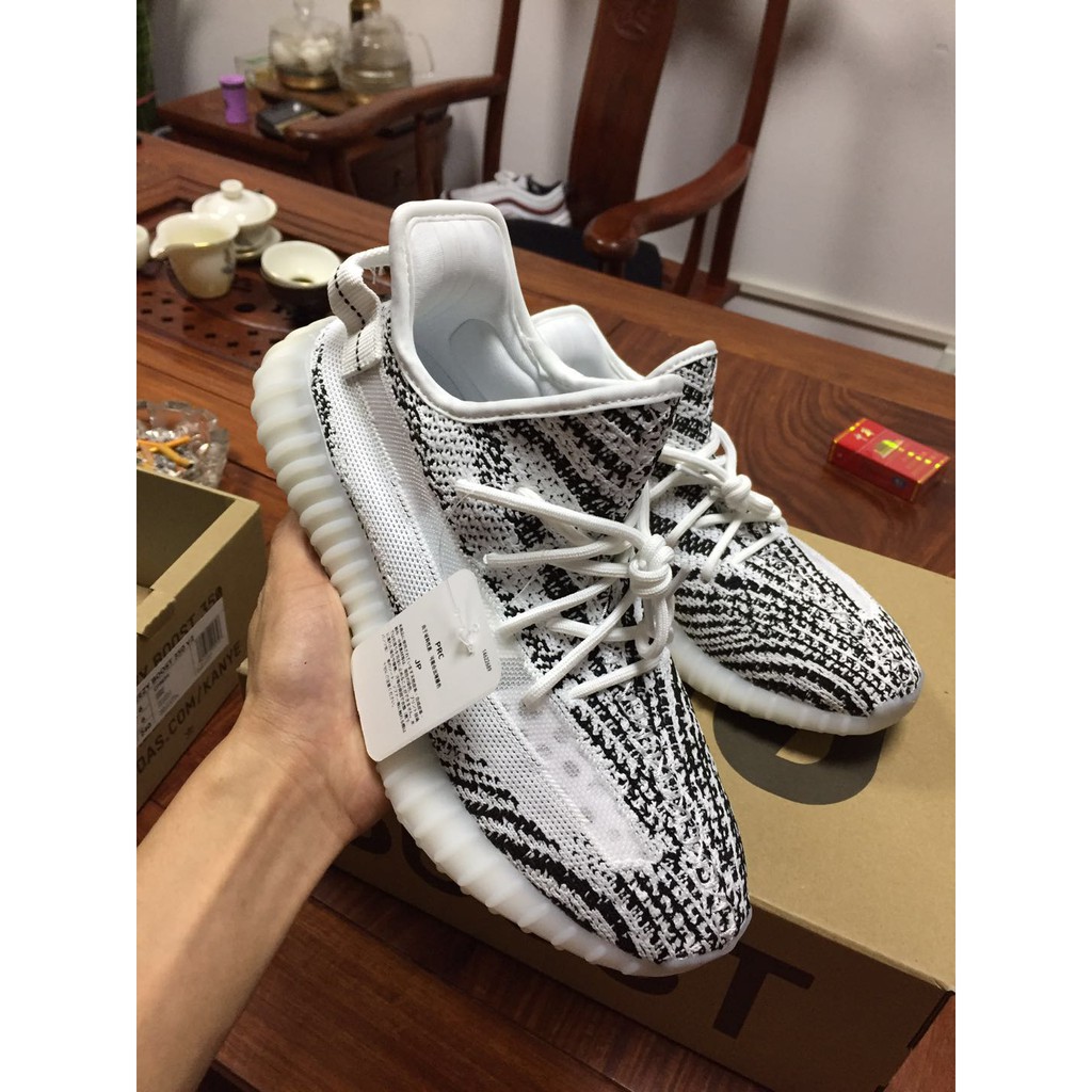Yeezy boost 350 v2 zebra goat Faaqidaad