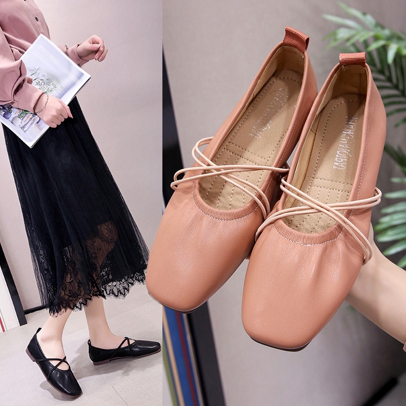 square toe flat shoes