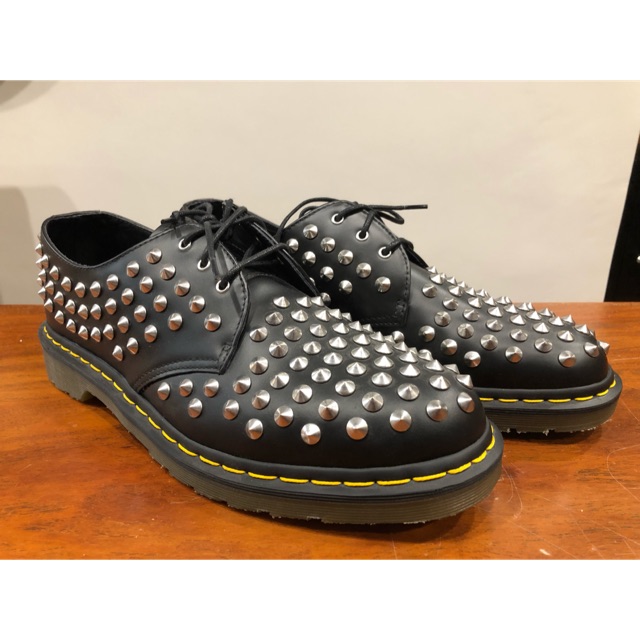 dr martens spike