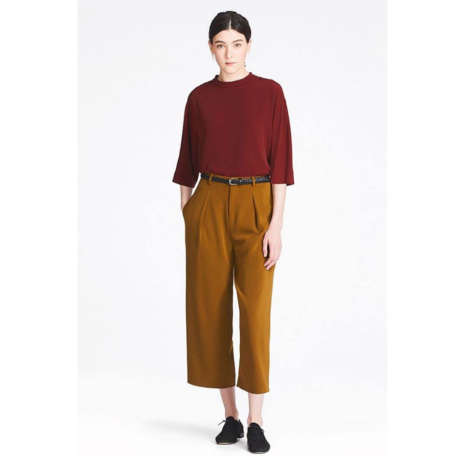 uniqlo wide leg cropped pants