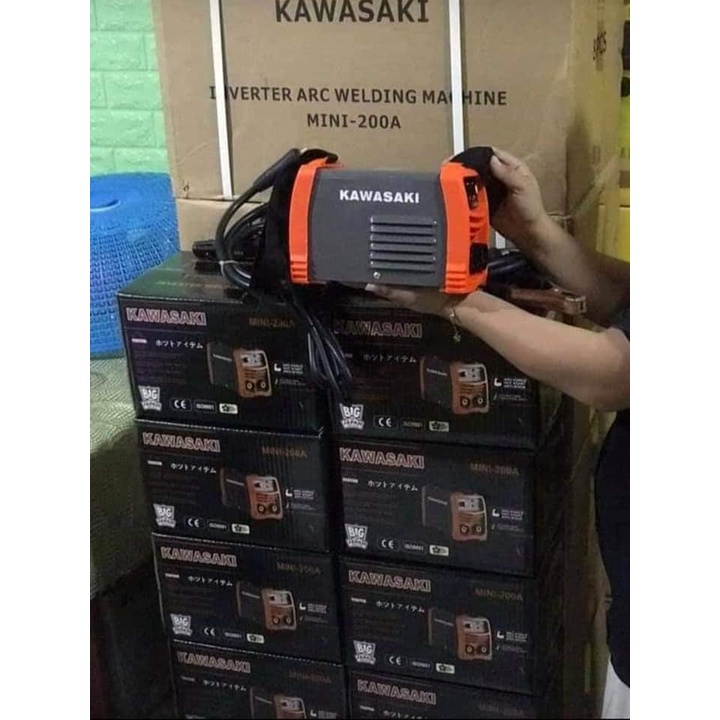 200amp Kawasaki Mini Portable Inverter Welding Machine 200a With 6 Months Free Service 