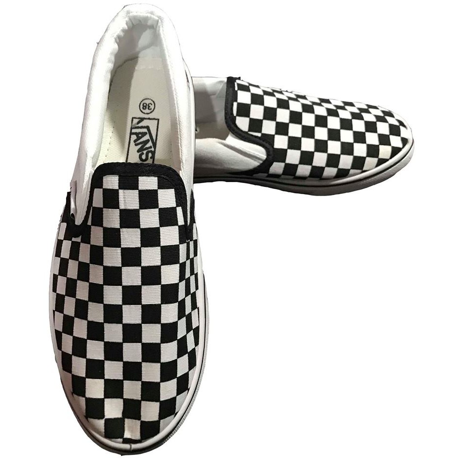 micro checkered vans