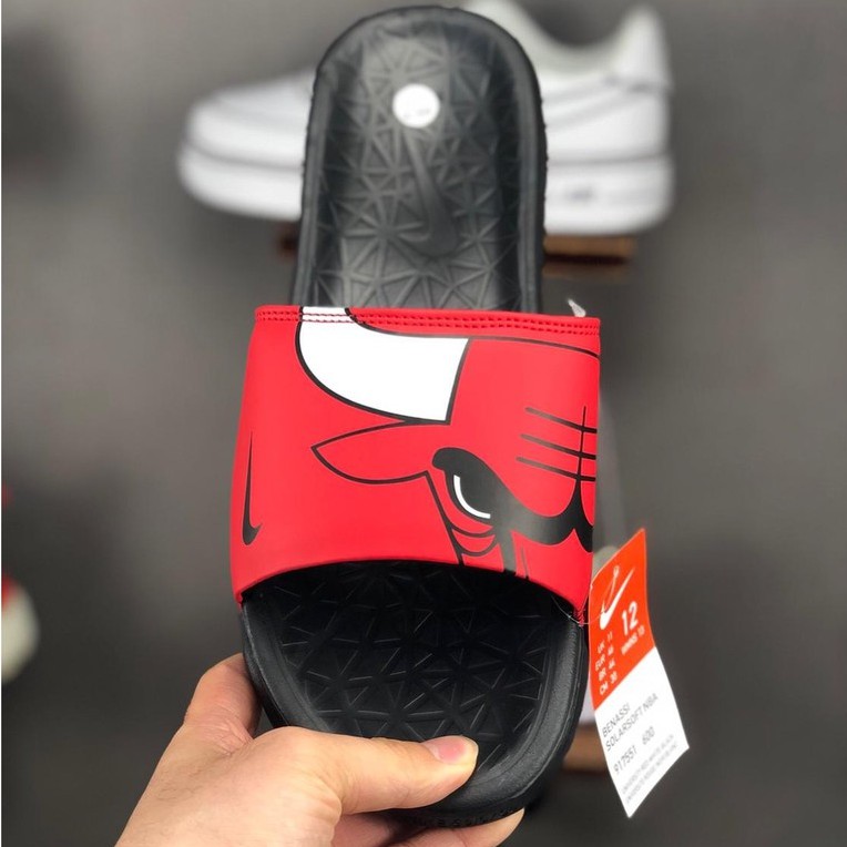 nike benassi solarsoft nba chicago bulls