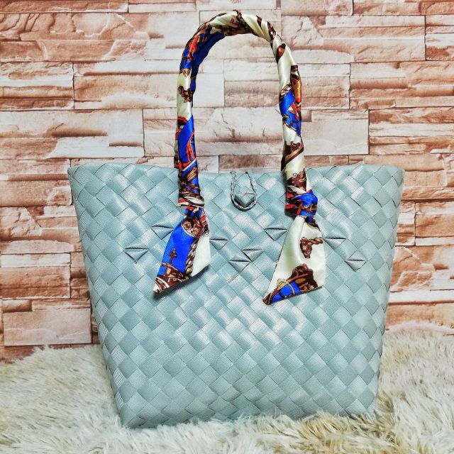 Luxxe Small Bayong Bag with Lock and Twilly | Shopee Philippines