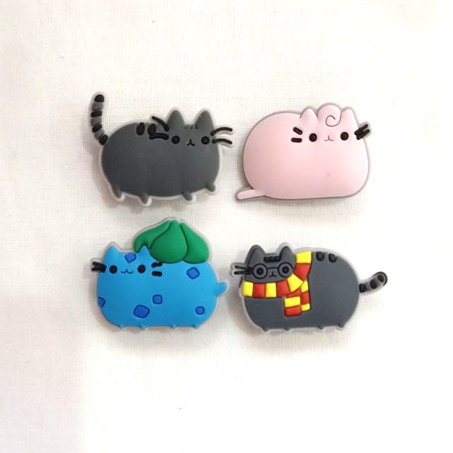 pusheen crocs