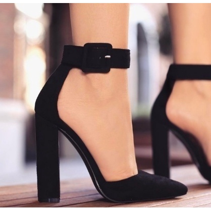 retro high heel shoes