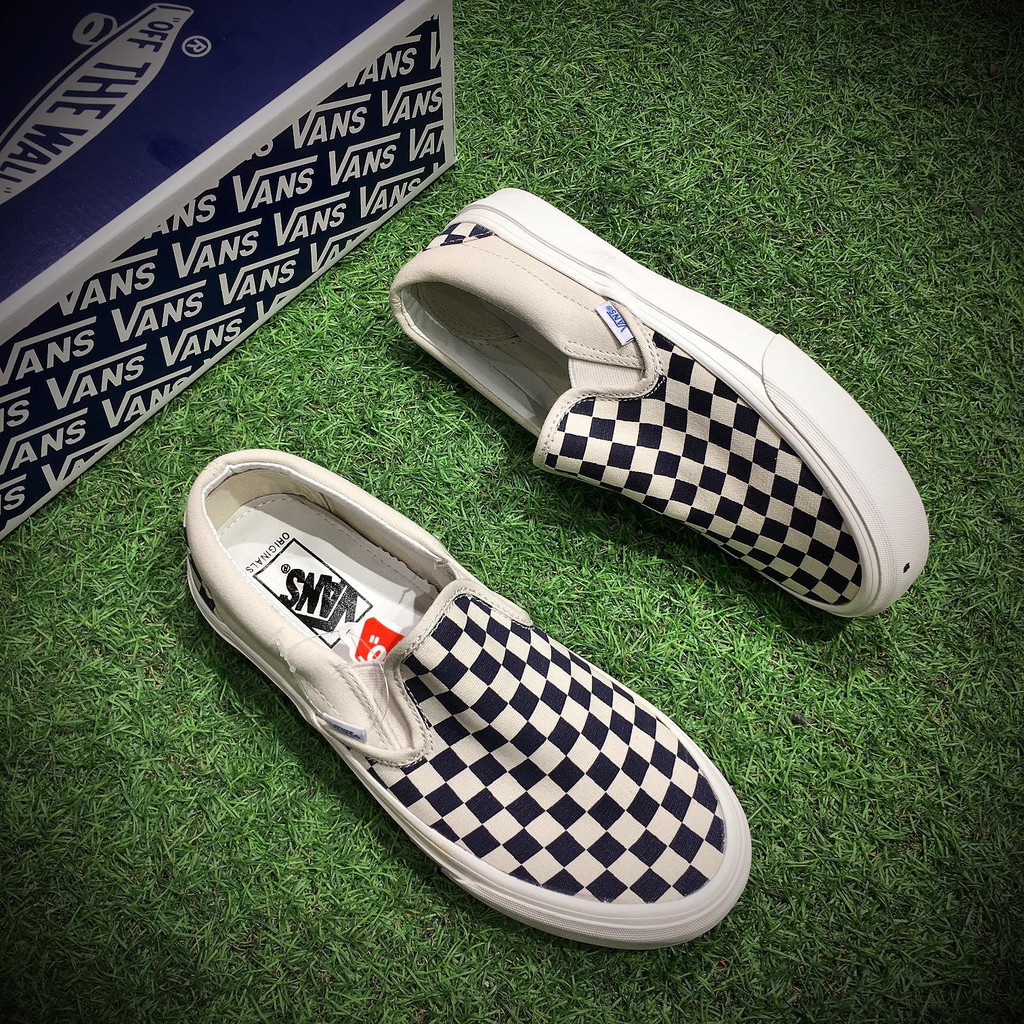 vans slip on checkerboard vault