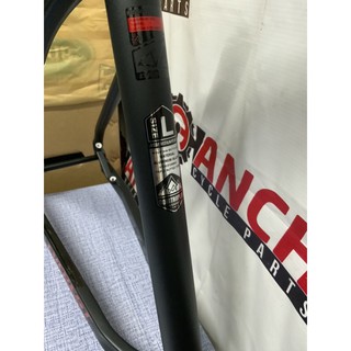 mountain peak everest frame price